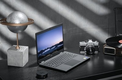 一臺成熟的商用電腦，就該像Lati一樣自己工作